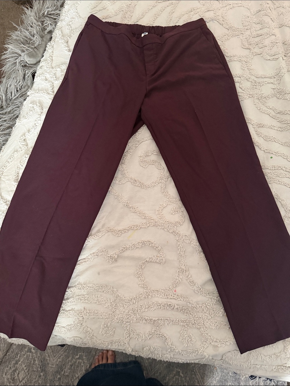 Old Navy Men's Dress Pants in Wine